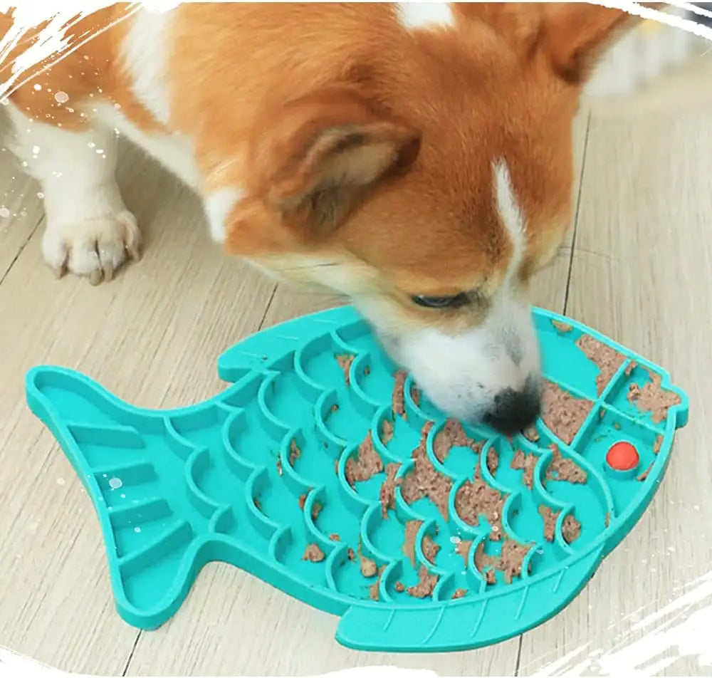 Silicone Lick Mat for Dogs – Slow Feeder & Treat Dispenser